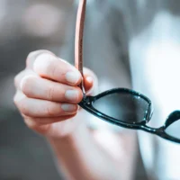 Mira – Unisex Wood and Bio Acetate Sunglasses - Afbeelding 6