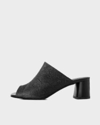 Uptown Black Pina sandals made of Pinatex