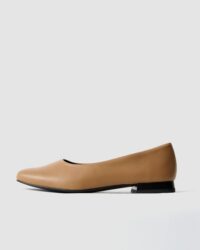 Carmel Diana Pumps beige ballerinas with a square-cut shape