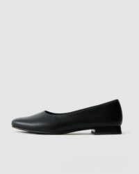 Black Diana Pumps black ballerinas with a square-cut shape