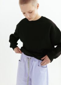 Naila Oversized Sweatshirt in Black - Afbeelding 6