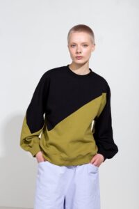 Gigi Sweatshirt in Black and Olive - Afbeelding 2