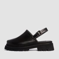 Urban Clogs made of vegan grape leather