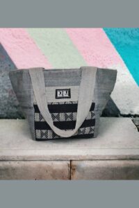 Kamala Black & White Limited Tote | Organic Cotton - Afbeelding 10