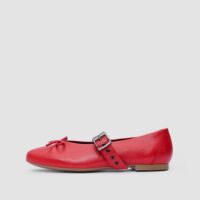 Mara Pumps red ballet flats with a strap