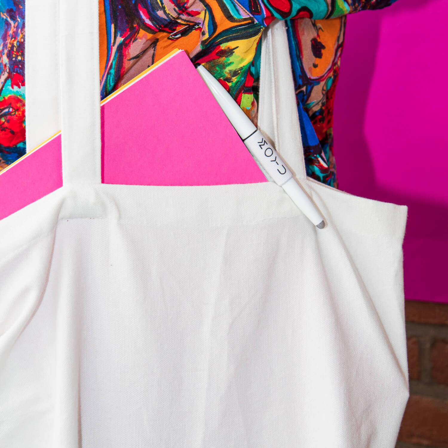 bag-with-A5-passion-pink-notebook-1