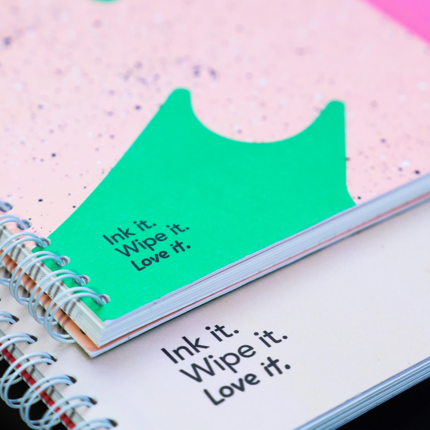 detail-notebook-ink-it-wipe-it-love-it
