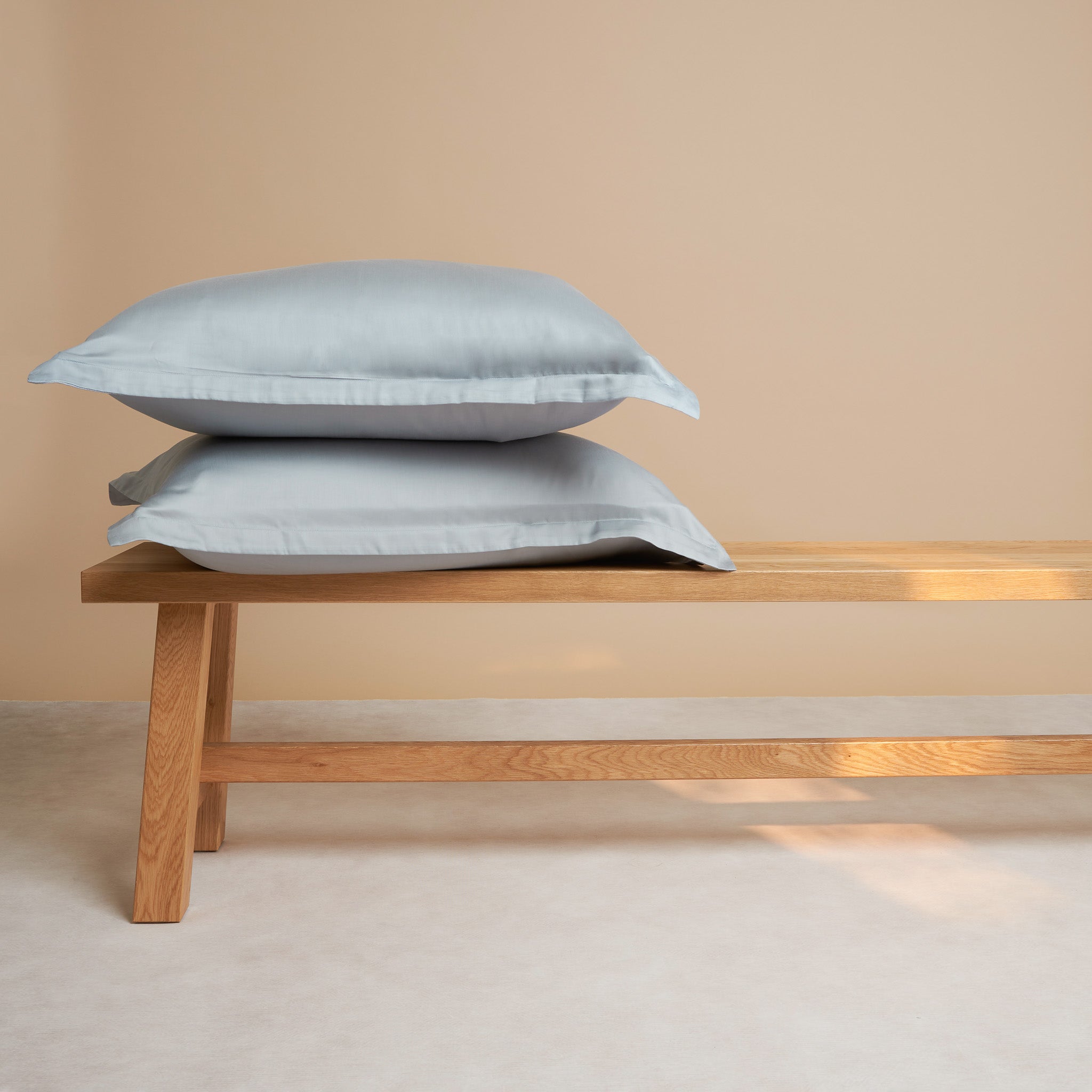 260703-0-1.jpg TENCEL™ – Sateen Kussensloop Grijs Blauw 60 x 70 cm - Afbeelding 1